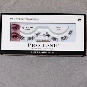 Classic No. 01 False Eyelashes - Black